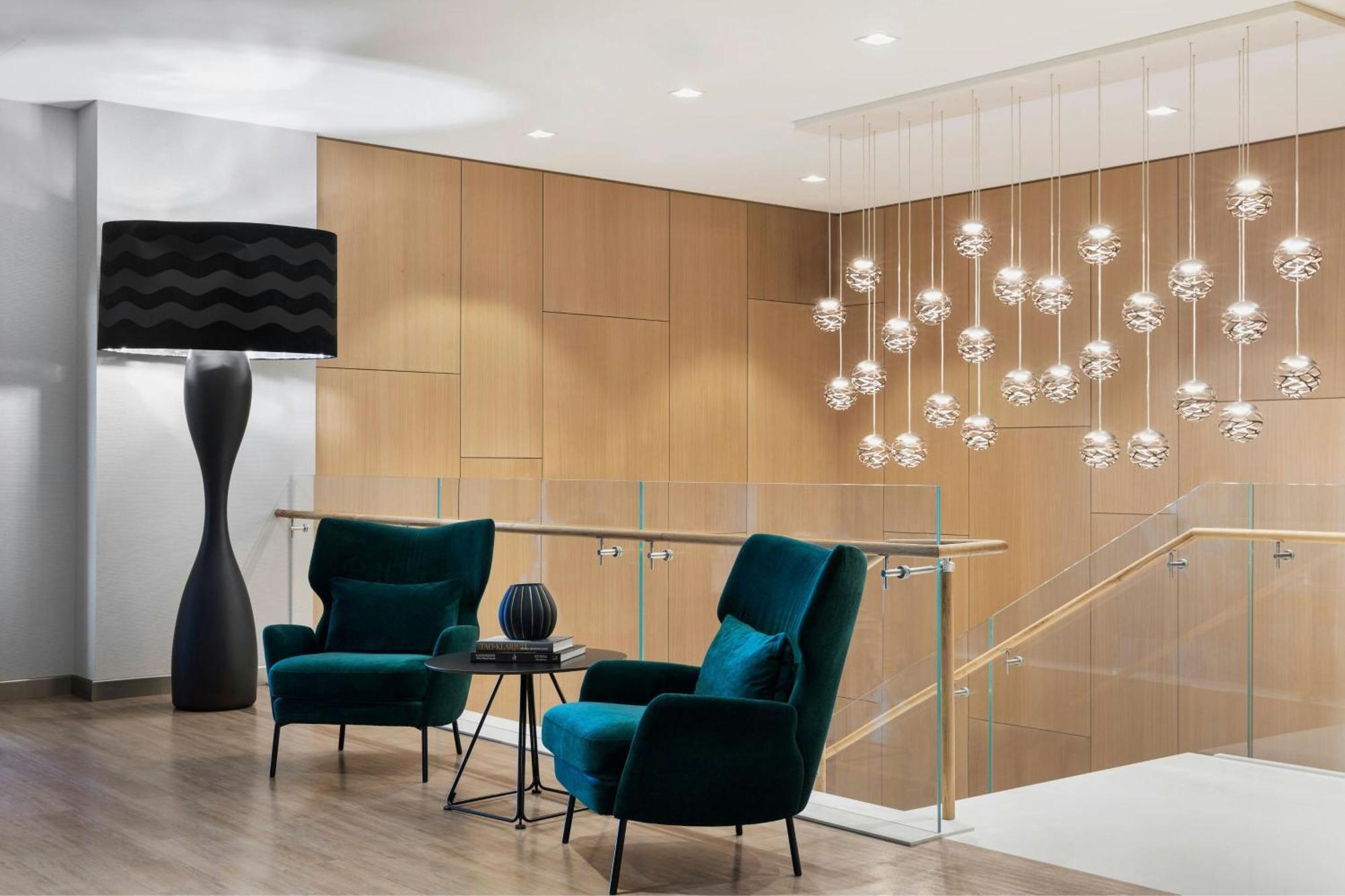 Courtyard By Marriott Batumi Hotell Exteriör bild
